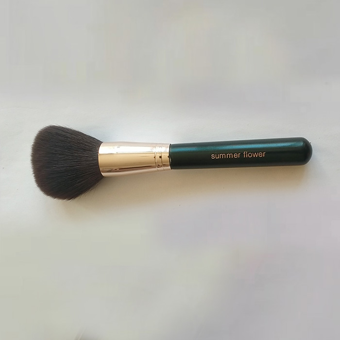 Wool-fine-light-peak-material-loose-paint1