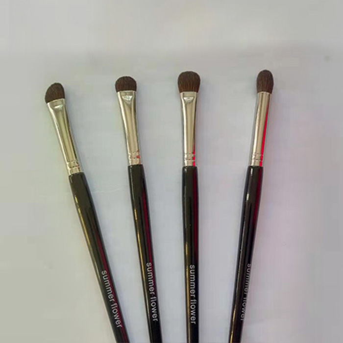 Pony-hair-eye-shadow-brush1